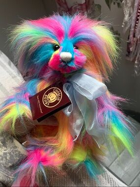 Charlie Bears Rainbow Plush dazzle nwt